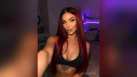 MoniqueSpelll — .