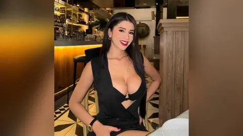 BellaaJones — ❤️‍🔥❤️‍🔥❤️‍🔥