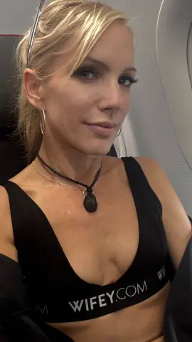 BellaBare — Streamate Photos