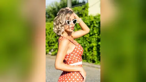 RachelVixen — 🫠Polka dots🤭