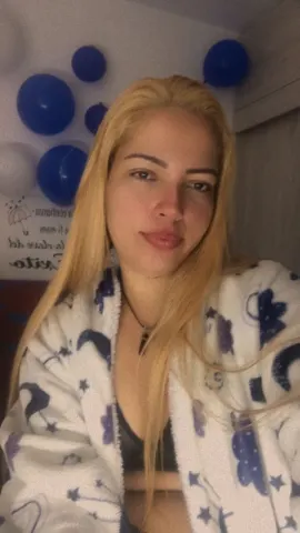 LAURAMARLYN33 — Streamate Photos