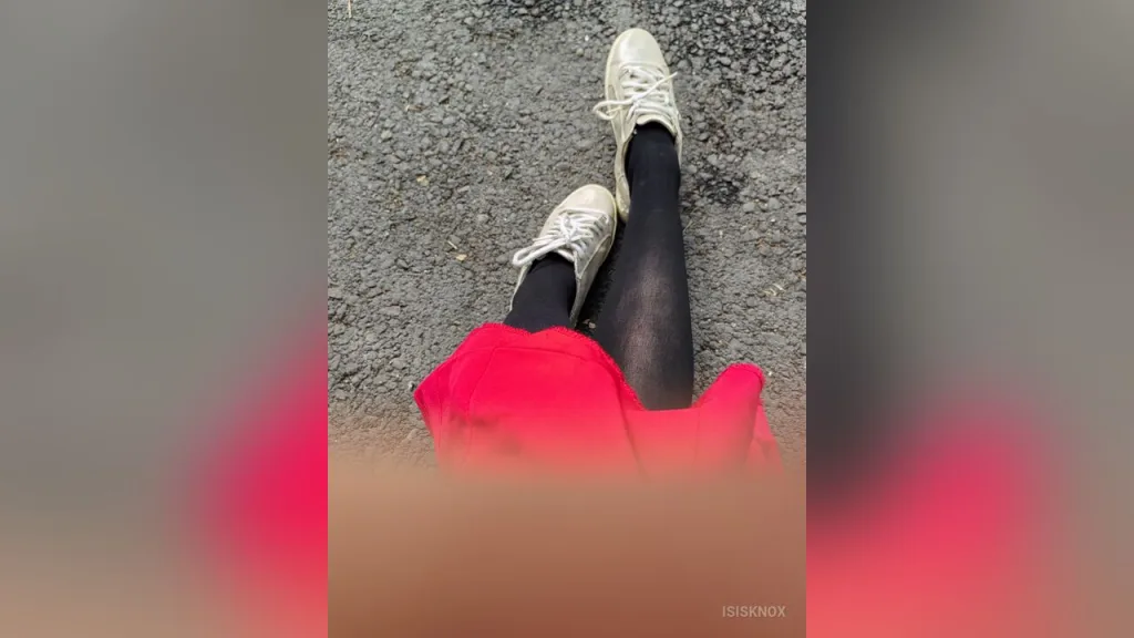 IsisKnox — Nylons