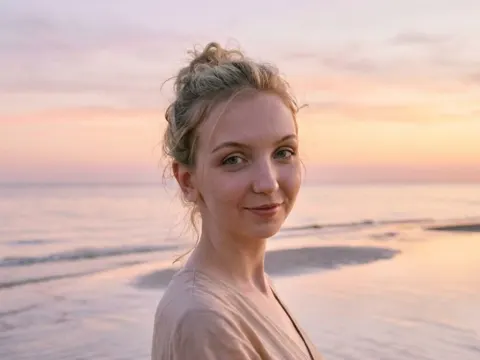 LivMarquardt cam model