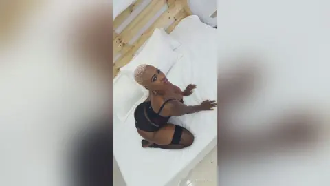 ZendaWayne — mmmm
