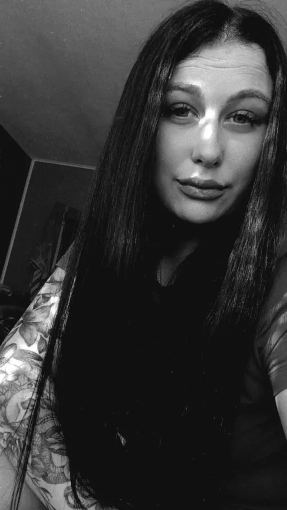IncredibleLady — Streamate Photos