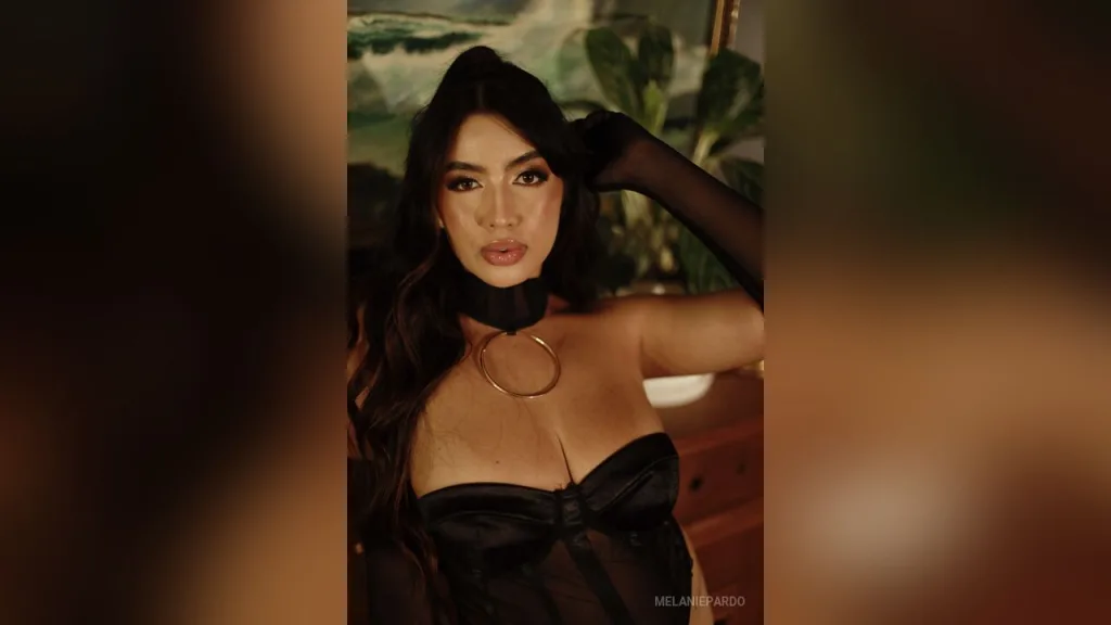 MelaniePardo — black night