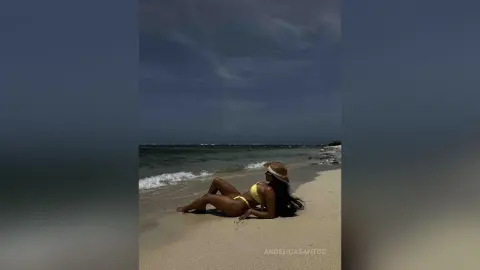 AngelicaSantos — 🏝️