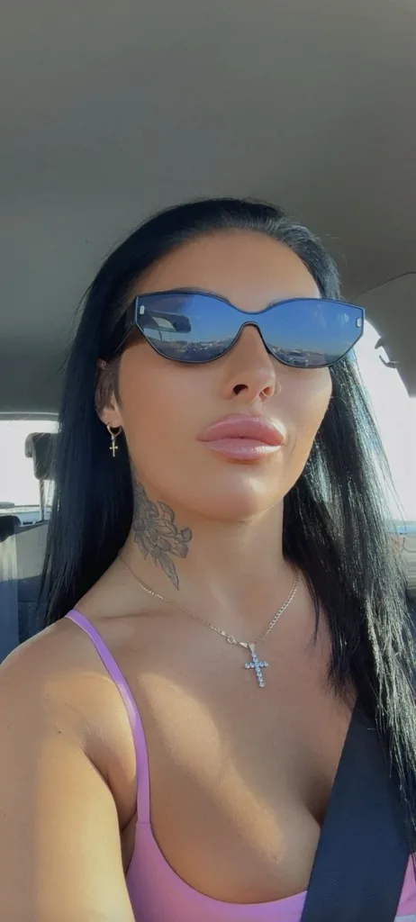 Meekyx — Streamate Photos