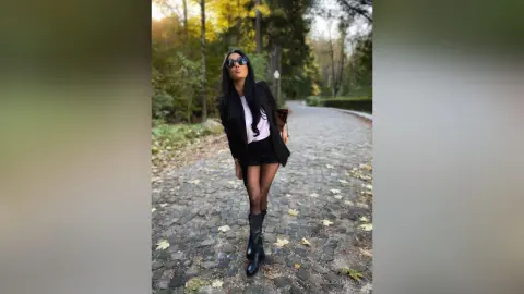 AlexiaNova — 😍