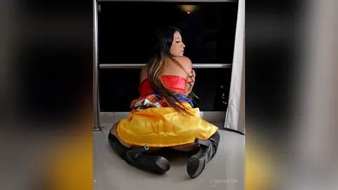 TinaHupson — 💋