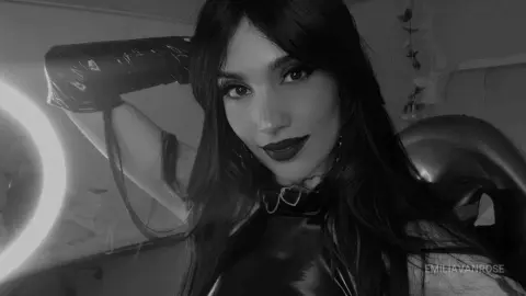 EmiliaVanRose — 1