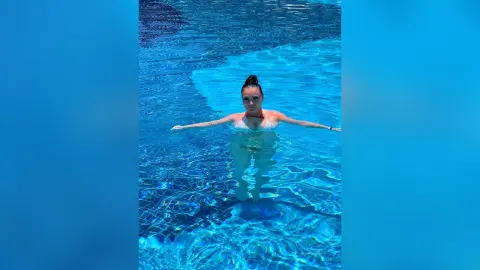 EvelyneSmith — 🏊‍♀️