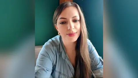 EmmaVel — Casual😘