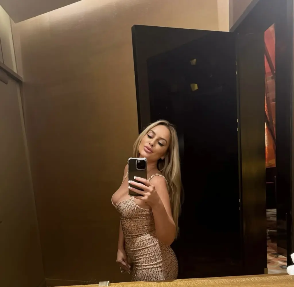 Lucy_London_19