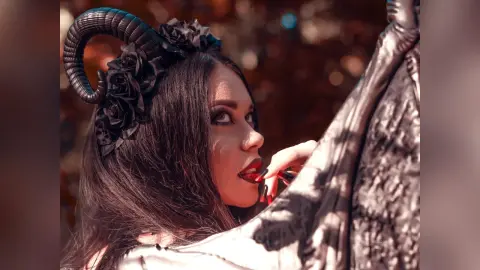 IngridSaint — Succubus 😈