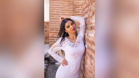 JuliaHayss — juliahayes in kusadasi
