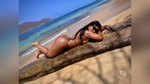 AbbyMarshall — Beach🏝