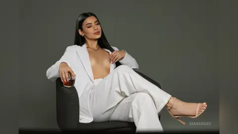 GianaRosy — Your GIRL BOSS🌸