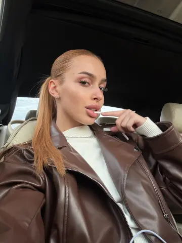 MarissaFoxy — Streamate Photos