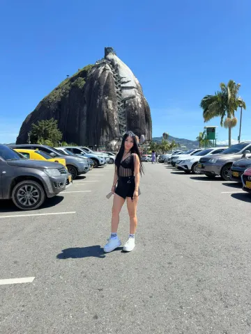 AlesskaNewman — Streamate Photos