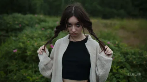 LiliBlair — Between Stations