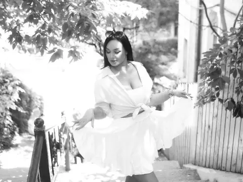DaliyaMoon — Streamate Photos