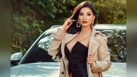 April — Classy girl