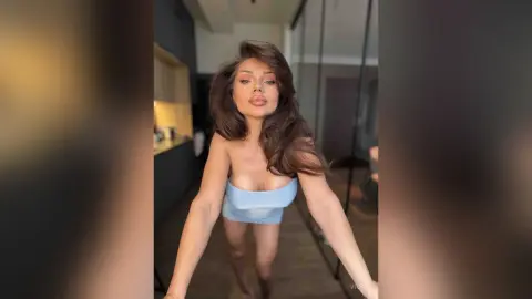 Vicky — rrrrrr