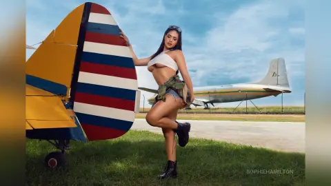 SophieHamilton — 🛩️