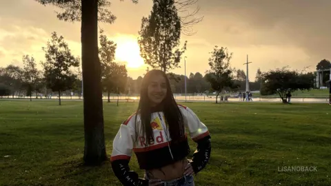 LisaNoback — Sunday ✨