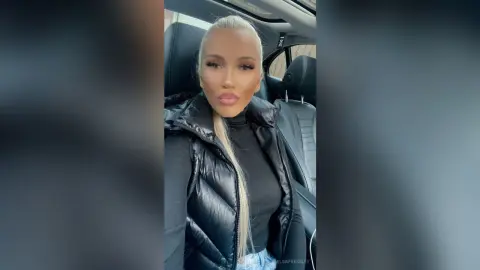 ElsaPressley — 🥰