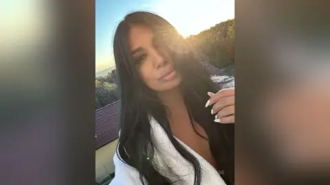 IsaBebe — Do you want a Coffee ☕️?!