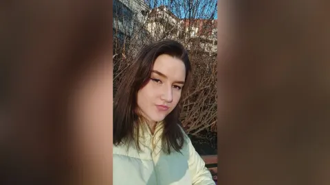 SuzannaConnally — Hello