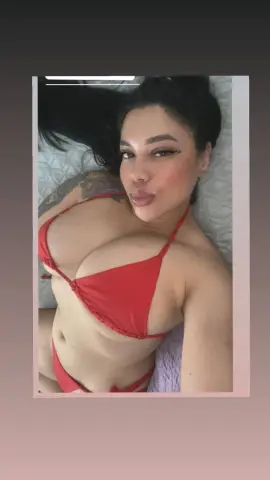 Andreabusty — Streamate Photos