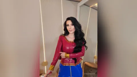 DavinaFraser — Latex lover!