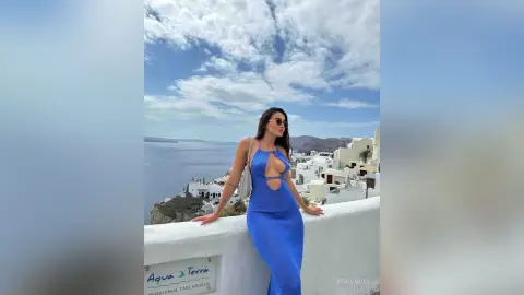 MiaVacci — Santorini