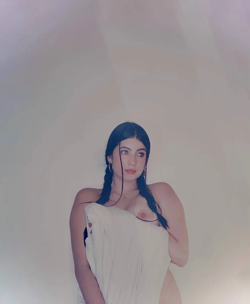 Sophiarosee3 — Streamate Photos