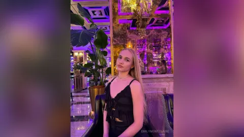 EmilyMontclaire — me