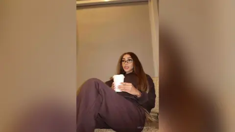 MelannyRizzo — Coffe time 