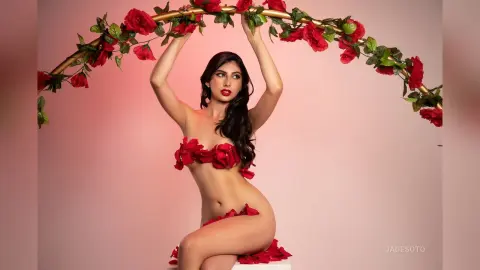 JadeSoto — Roses