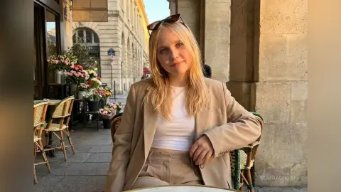 MayraShost — Too Beautiful to Ignore