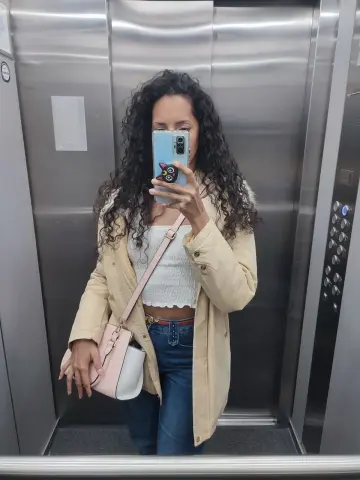 CurlyBloom — Streamate Photos