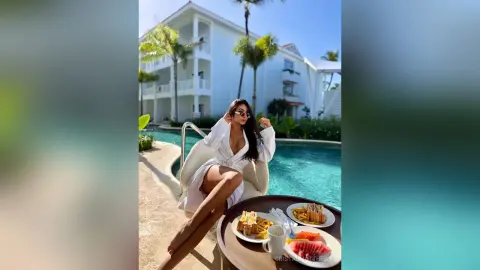 CristalMatthews — 🌴Sun Vibes☀️