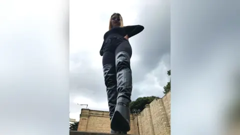ArleenHunter — those boots are made for walkin'