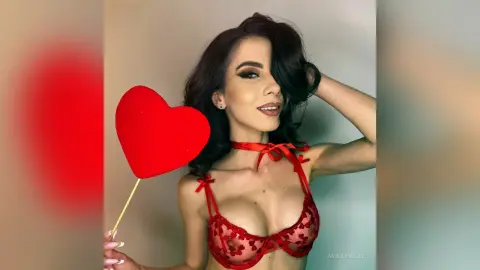 AshleyWelse — Queen of hearts