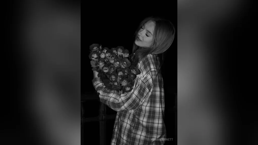 KeshaCornett — live cam