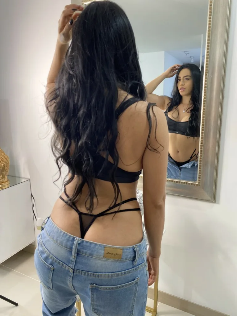 Ariadnataylor — Streamate Photos