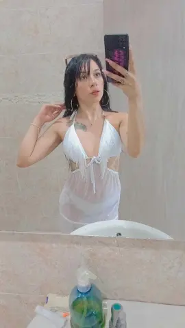 MeganThompsoon — Streamate Photos