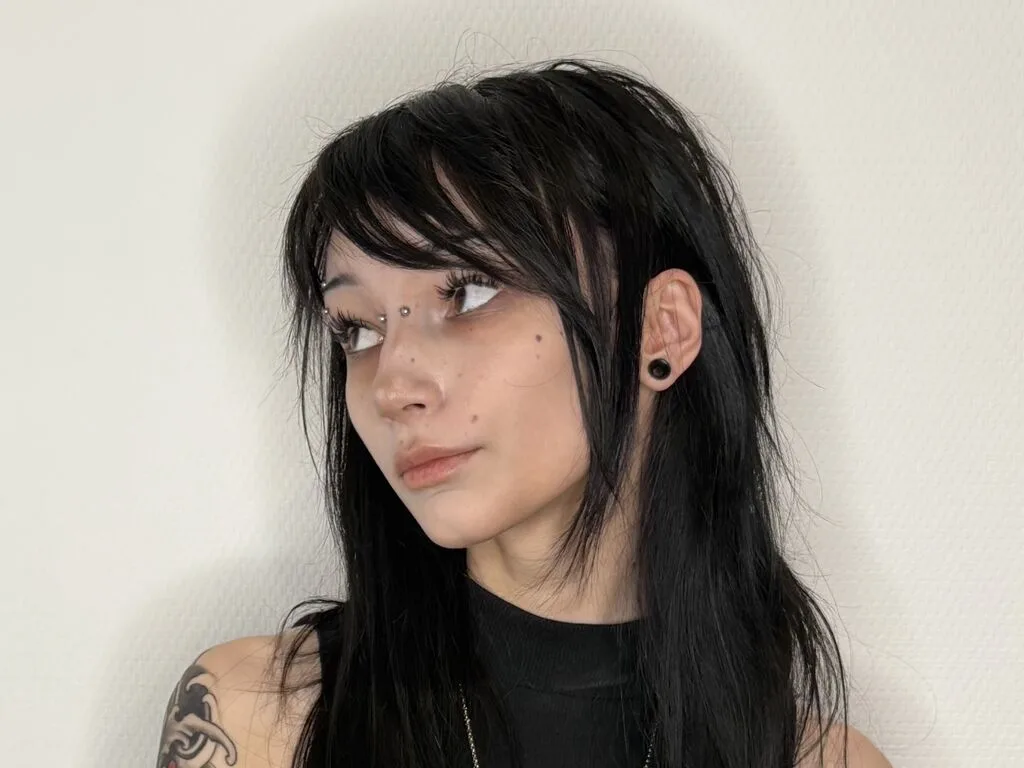 IzettaBishel