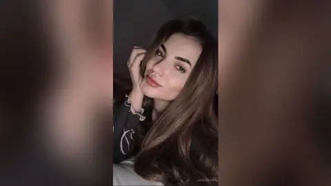 AmberLyn — Selfies